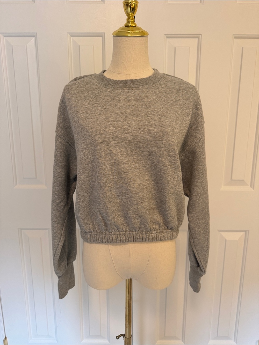 JoyLab Heather Gray Crewneck Pullover